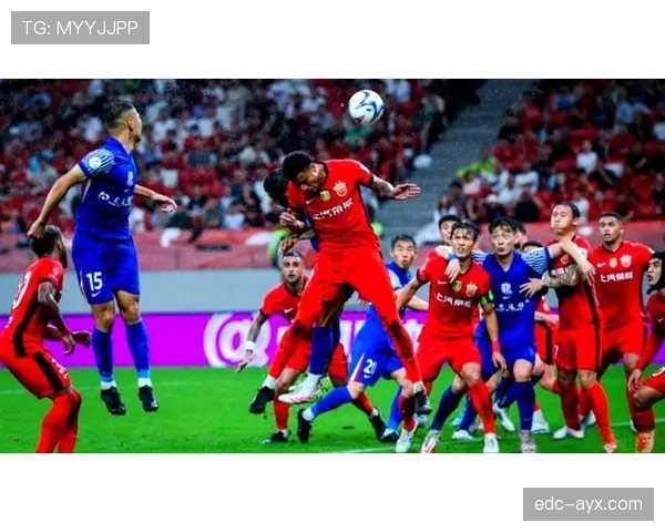 激战升级:最新足球赛果凸显联赛争冠白热化 激战升级:最新足球赛果凸显联赛争冠白热化